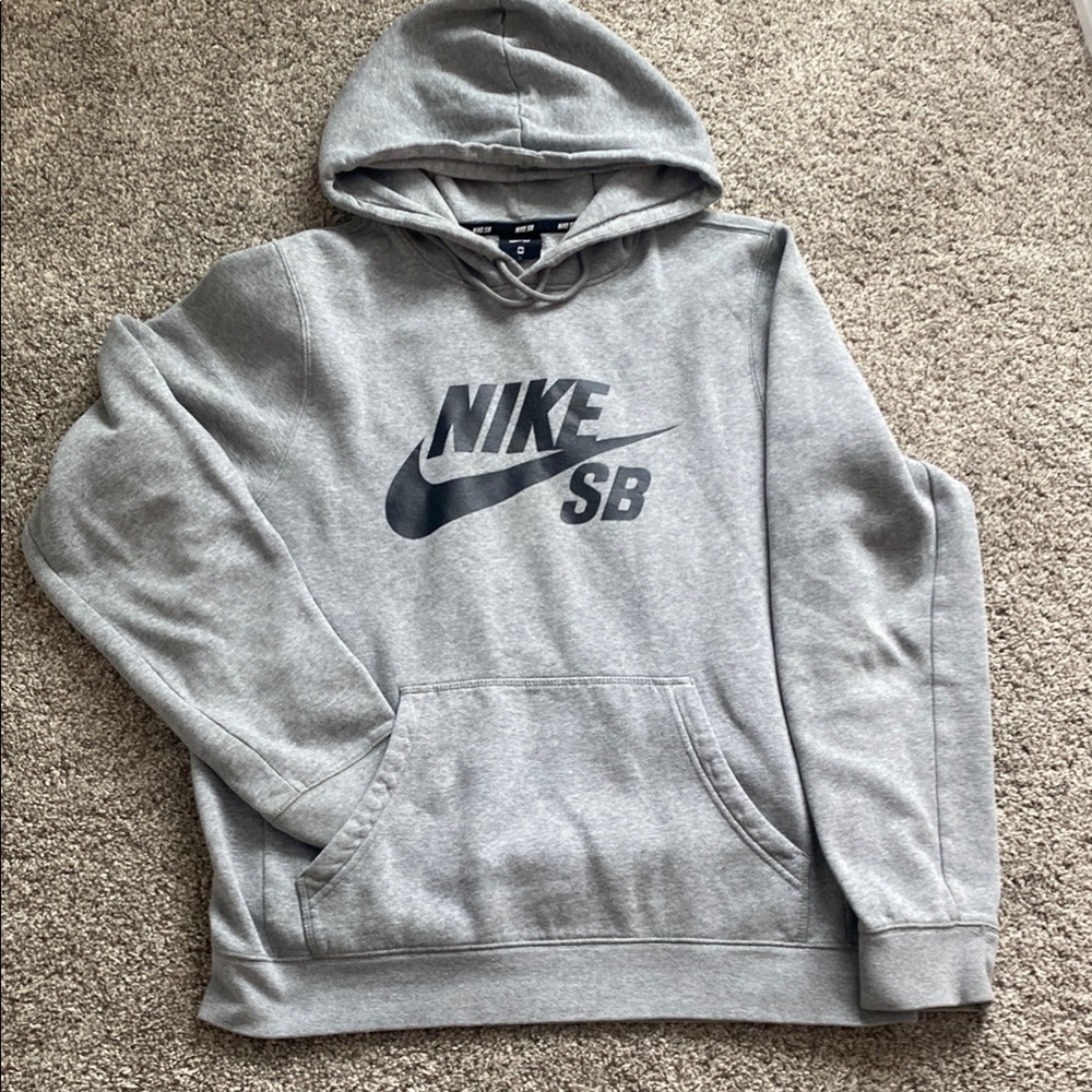 SOLD) Nike SB Gray Hoodie for Men